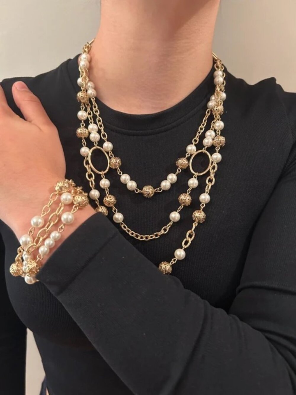 Liz Claiborne Faux Pearl and gold toned layered necklace and bracelet set